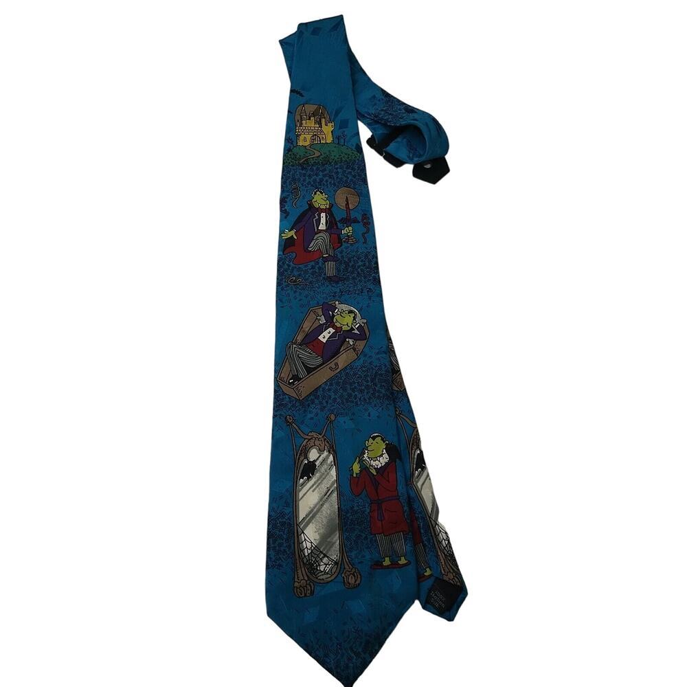 Celebrations Hallmark Men's Halloween Tie Dracula Haunted House